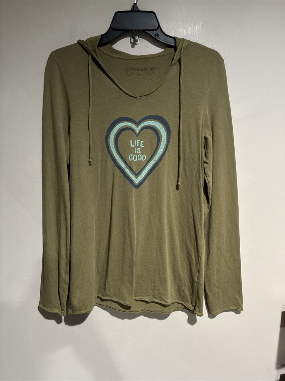 Life is Good T Shirt Olive Green Womens Hooded Long Sleeve Heart Graphic Sz Sm